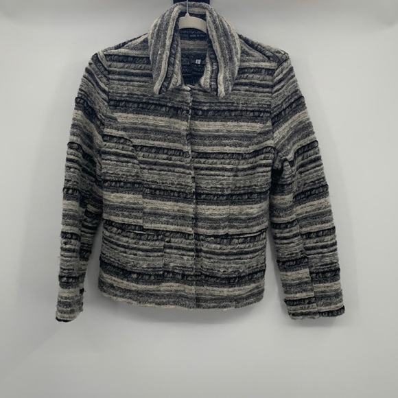 Art Rare Toggery - Art Jackets & Blazers - Art Rare Toggery Stripped Wool Gray & White Blazer Size M